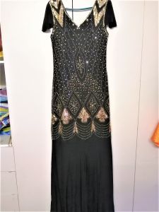 Adult Female Costumes to Hire - 1920's Gatsby Sequin LONG Dress  with sleeve -Black & Gold - for a TALL lady